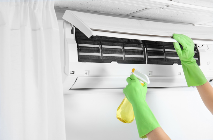 Vệ sinh máy lạnh quận phú nhuận