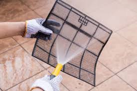 Vệ sinh máy lạnh quận 10