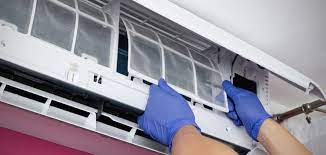 Vệ sinh máy lạnh quận 1