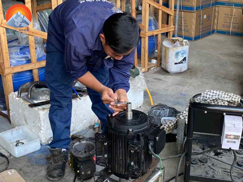 Sửa máy rửa xe ở đâu uy tín 2025?